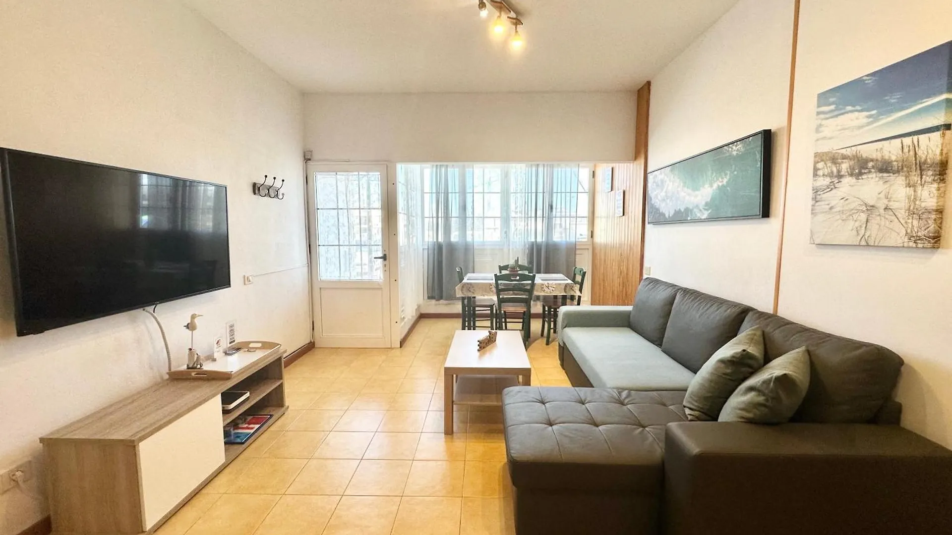 Lima Limon By The Sea, 2 Bedrooms, Central, High Speed Internet, Desk location